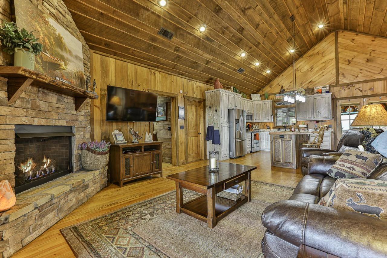 Eagles Crest - Long Range Layered Mountain Views In Peaceful Neighborhood! Villa Mineral Bluff Exterior photo
