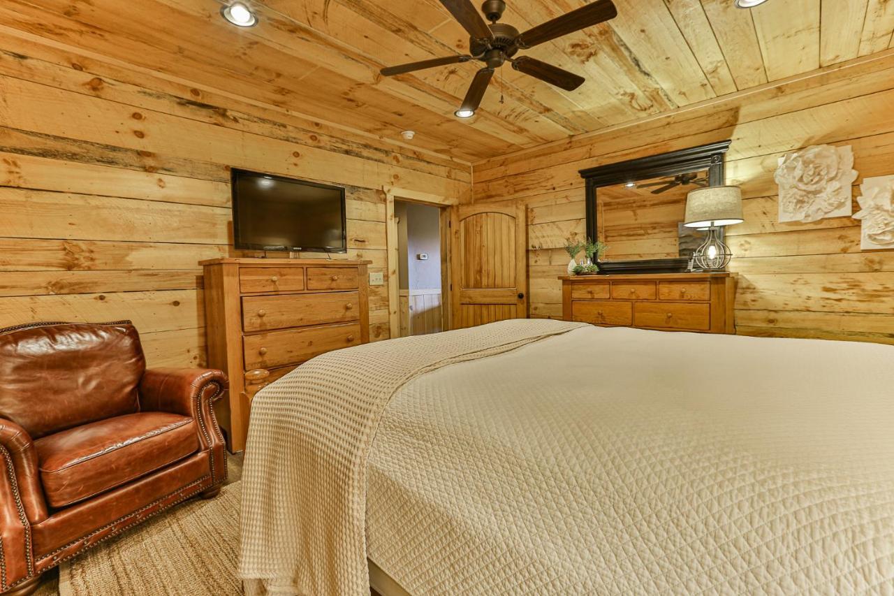 Eagles Crest - Long Range Layered Mountain Views In Peaceful Neighborhood! Villa Mineral Bluff Exterior photo